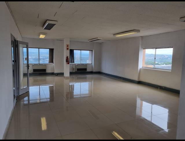 72.80M² OFFICE TO LET IN NELSPRUIT CENTRAL